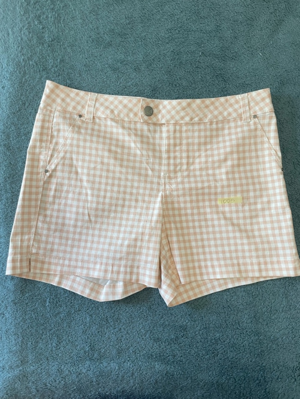 D. Jeans Gingham Pink Women’s Casual Shorts